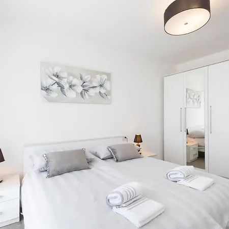 Zdenka Apartment